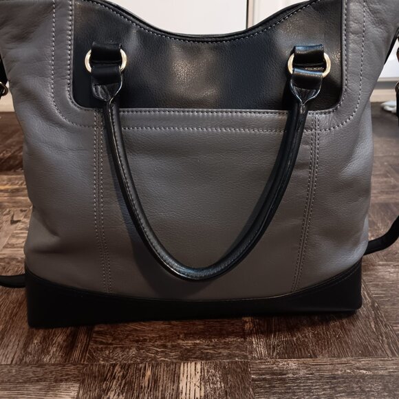 Naturalizer crossbody tote - genuine leather - large capacity - NWT - black grey - Picture 3 of 8